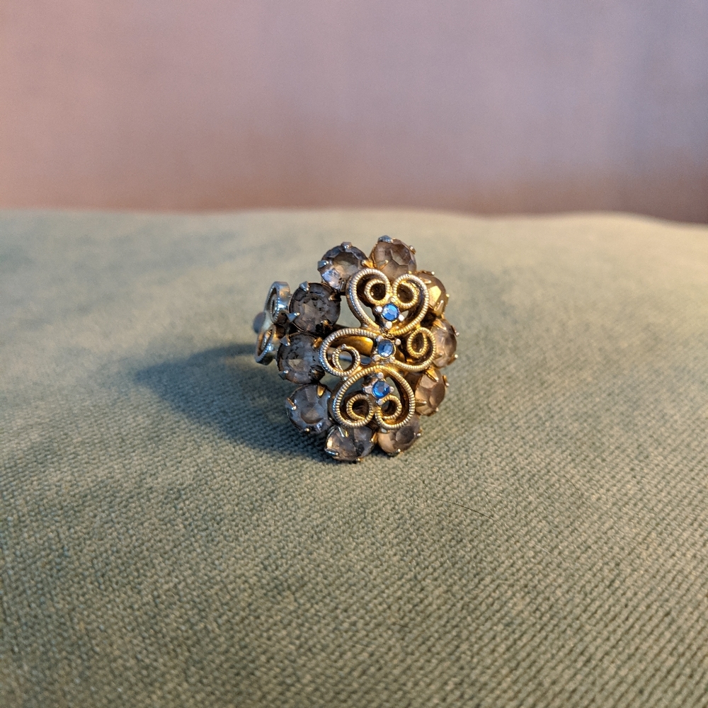 Vintage adjustable ring with faux gems